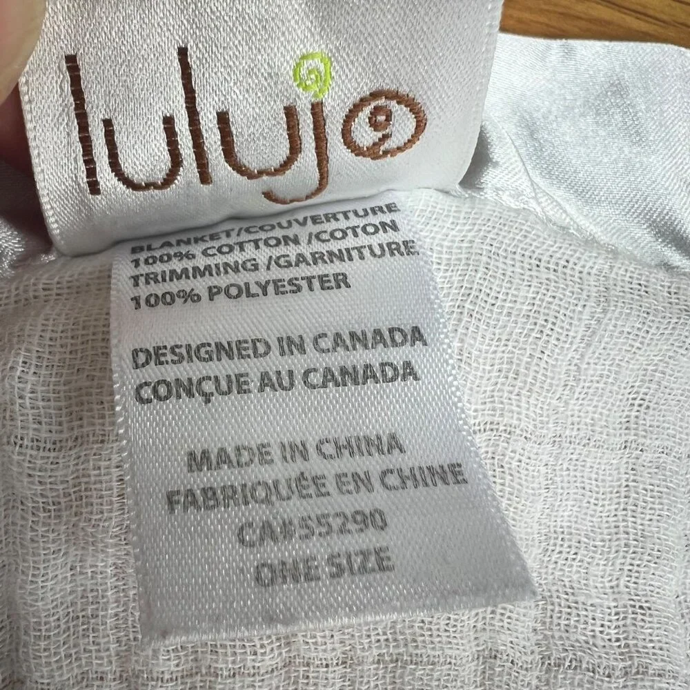 Lulujo Giraffe Lovey Baby Security Blanket Blankie Muslin‎ Cotton Satin Edge